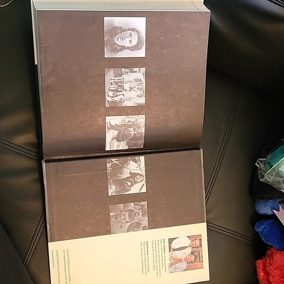 The Century Book by Peter Jenning & Todd Brewster History Significant Moments - Picture 13 of 16